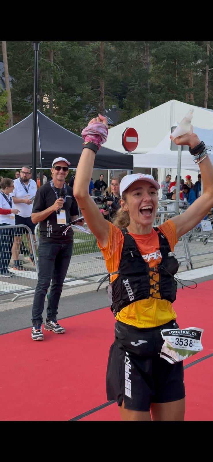 L'ATLETA GATERA ROSA LARA FELIU, 5ª DEL MÓN A CANFRANC I PRIMERA ESPANYOLA. Ha fet 10 hores i 47 minuts al Long Trail de 82 kilòmetres