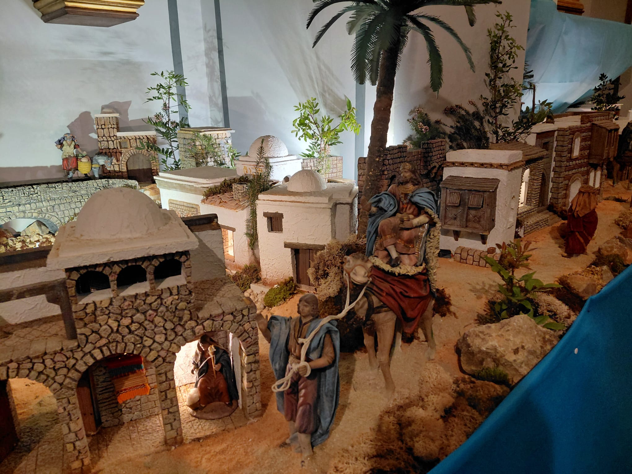 EL BETLEM PARROQUIAL DE GATA SOBREIX ENGUANY AMB LES CONSTRUCCIONS DE GONZALO MONFORT