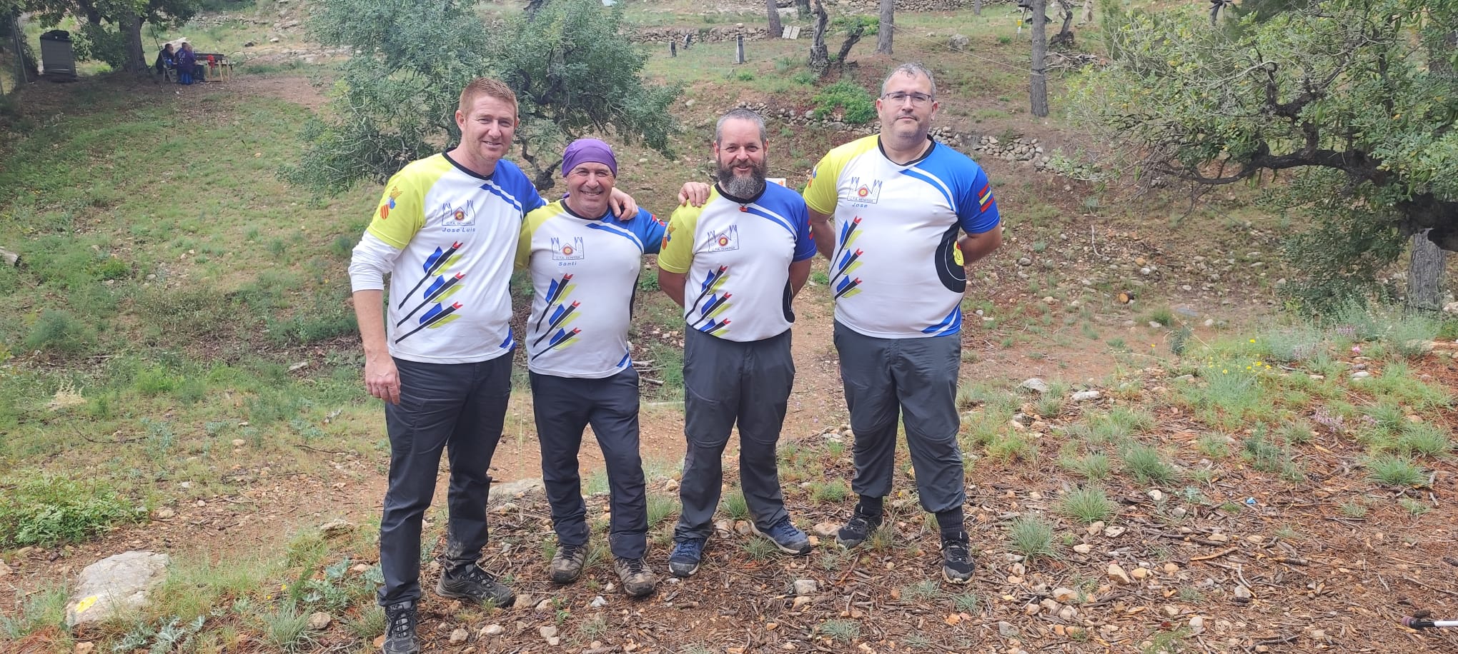 ELS ARQUERS GATERS DEL CLUB DE BENISSA ENTRE ELS 10 PRIMERS A L'AUTONÒMIC DE CASTELLÓ. Pòdium per a Santiago Vives (2n) i José Manuel Soria (3r)