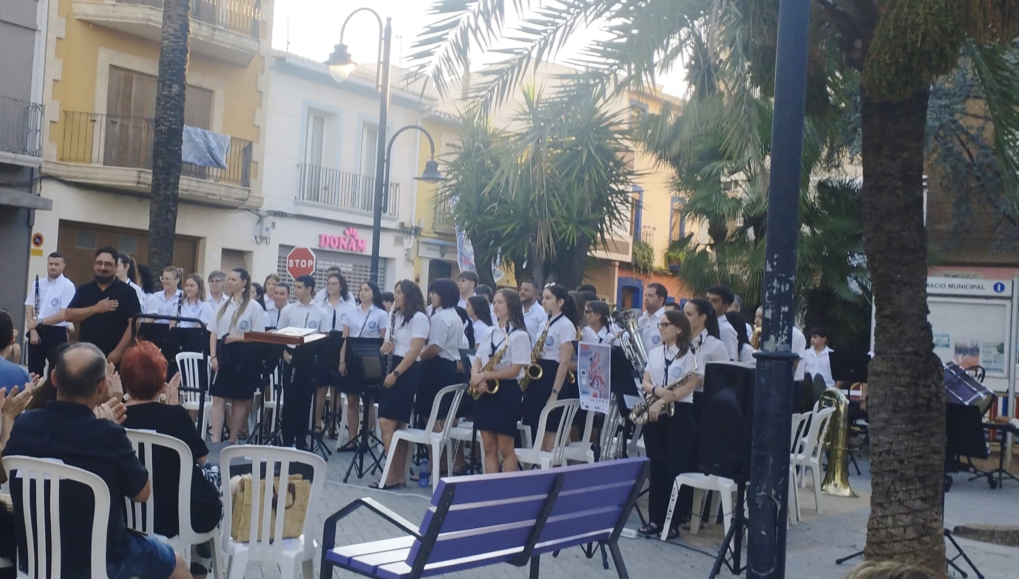 CONCERT DEL SOCI, INTERNCAVI MUSICAL AMB LES BANDES DE GATA I PEDREGUER. Estrena del nou director Tomás Alemany Rosaleny