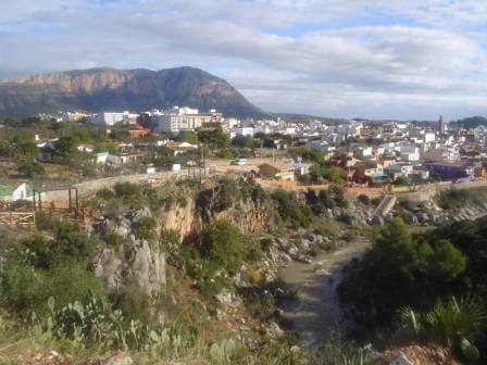 20100410170915-poblegata.jpg