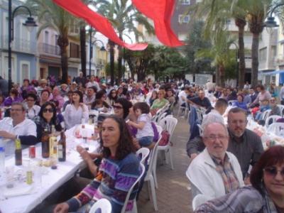REPORTATGE FOTOGRÀFIC DE LA FESTA DE PASQUA A LA PLAÇA NOVA ( I )