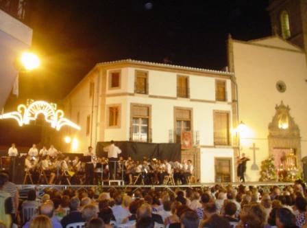 CRÒNICA FESTERA: dia 5 d´agost, REVETLA, CONCERT DE LA BANDA ( I )