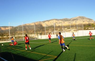 EL primer equip del GORGOS C.F. cau a casa per 0 a 2
