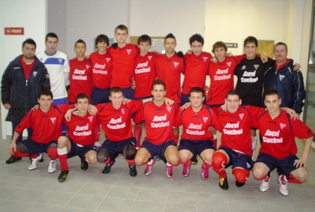 GORGOS C.F. JUVENIL: golejada del líder sota la pluja (10-0).