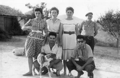 FOTOGRAFIES ANTIGUES (Gata en el record) -919, la d'ahir dissabte 20-