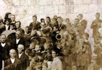 HISTÒRIA LOCAL: LA BANDA DE GATA I LA PREMSA ( I ) - Publicat al llibret de Santa Cecília 2012 -