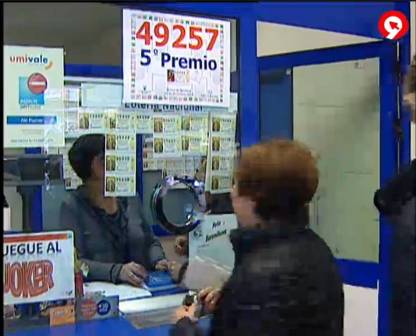 CANAL 9 TVV TORNA A GATA BUSCANT LA LOTERIA
