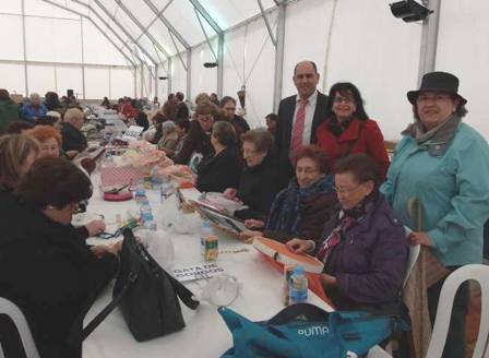 IMATGES DE FESTA: EL GRUP GATER DE BOIXETS I LACALDESSA, EN LA TROBADA DE TEULADA