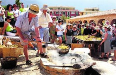 AQUEST MATÍ, CITA A JESÚS POBRE: L'ESCALDÀ
