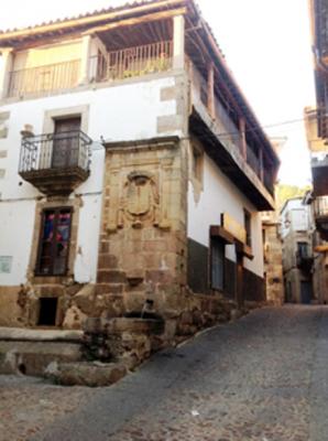 SABIEU? que la nostra homònima GATA de Cáceres és Conjunt Històric-Artístic des de 1994