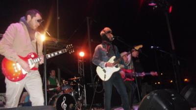 TREMP, QUATRE JOVES QUE FAN JOCS DUN MIRATGE: GUANYADORS DEL I CONCURS FONT DEL ROCK DE GATA