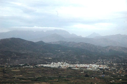 AHIR VAN CAURE 4 LITRETS A GATA: més val això que res
