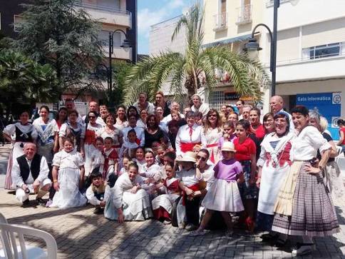 ÈXIT DE PARTICIPACIÓ I ACTUANTS A LA I TROBADA DE DANSES, AGERMANANT CATALUNYA I GATA