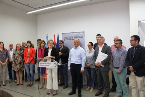 GATA TAMBÉ DEMANA UNA AP-7 LLIURE I GRATUÏTA