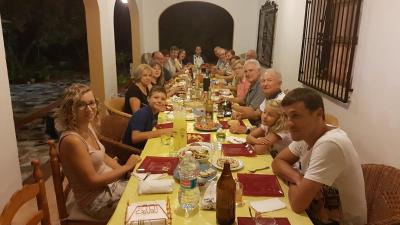 EL VEÏNAT DE LA PARTIDA JULIANS (de Gata i Xàbia) CELEBREN EL SEU TRADICIONAL SOPAR DE LESTIU