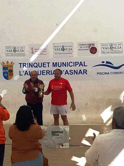 EL PILOTARI GATER MIGUEL FERRER, CAMPIÓ AUTONÒMIC DE RASPALL (2ª CATEGORIA) REPRESENTANT AL CLUB DE PILOTA XÀBIA