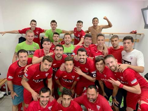 EL GORGOS GOLEJA AL JONENSE (5-1). A la classificació és nové. Perd el juvenil i empaten cadet i infantil