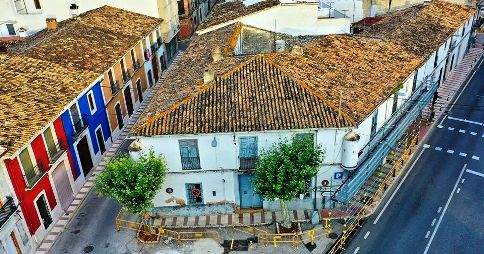 CONSELLERIA REHABILITARÀ LA CENTENÀRIA CASERNA DE LA GUÀRDIA CIVIL DE GATA. ES PRETÉN CREAR UN CENTRE MUSEÍSTIC