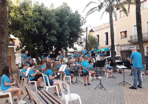 GATA, DIA 8/8: L'ASSOCIACIÓ MUSICAL CODA FA UN CONCERT