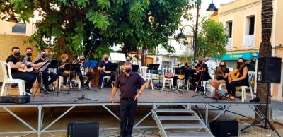 ACTUACIÓ DE LA RONDALLA DE GATA, DISSABTE 26, AL COMPLIR-SE ELS 15 ANYS DE LA SEUA FUNDACIÓ