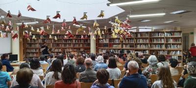 LA BIBLIOTECA DE GATA COMPLIX HUI 40 ANYS. Diumenge Rams de 1983 va començar a donar servei als usuaris a l'antiga Casa de Cultura del carrer Penyó