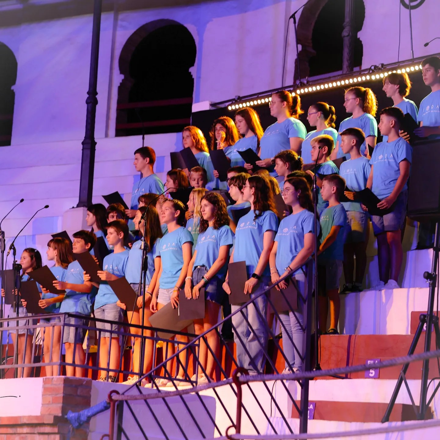EL COR INFANTIL CODA DE GATA PARTICIPA AMB ÈXIT AL 6é SONAFILM D'ONDARA