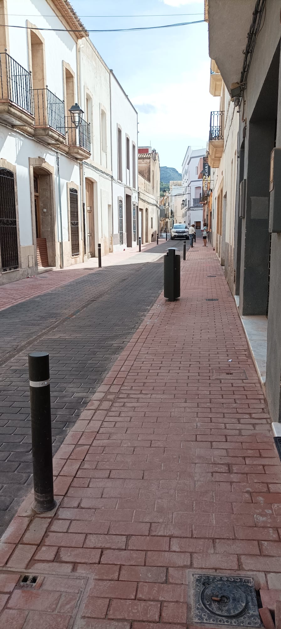 OBRIN AL TRÀNSIT L'ÚLTIM TRAM DEL CARRER DOCTOR GÓMEZ FERRER DE GATA: acabades les obres d'acondicionament de la xarxa d'aigua potable