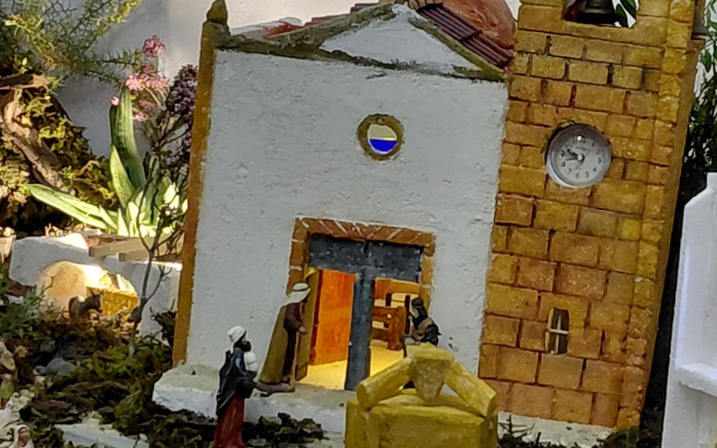 OBRI LES PORTES EL BETLEM MONUMENTAL DEL CARRER SIGNES DE GATA. Set llocs del poble estan representats