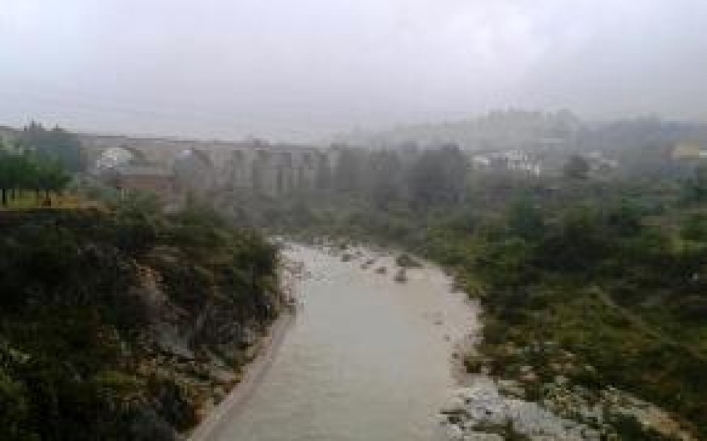 RETROSPECTIVES DEL CAP D'ANY GATER: EL DE 1899, EL CRIST PELS CARRERS; EL DE 1977, PLUGES I RIUADA