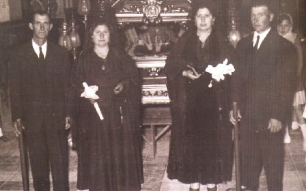 HUI COMENÇA EL TRÍDUO PASQUAL. RECORDEM AQUELLES SETMANES SANTES DE GATA AMB IMATGES.