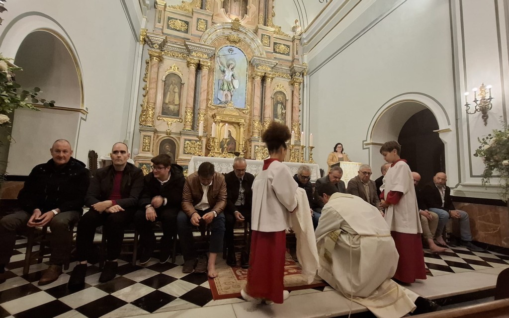 EL VIA CRUCIS AL CALVARI OBRI EL SEGON DIA DEL TRÍDUO A GATA. LA PROCESSÓ TINDRÀ NOU ITINERARI PER LES OBRES DEL CARRER LA BASSA