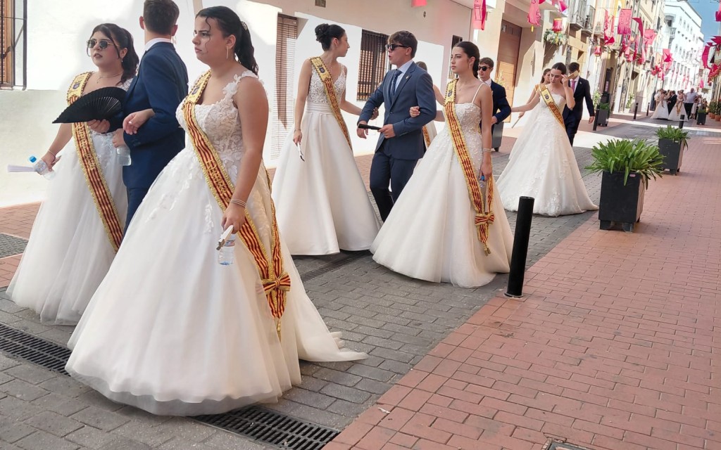 RESSONA L'ÚLTIM DIA DE FESTES. GATA 2026. Ahir tornava al seu santuari el patró, el Santíssim Crist