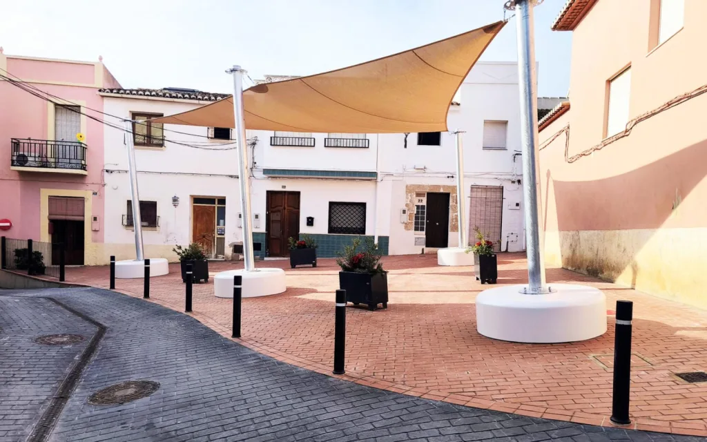 DEMÀ MATÍ, GATAMFEST, RUTA GUIADA PEL CRONISTA A L'ERMITA I VISTA DE LA CASETA DE LA LEPRA, ACABANT EN UN CONCERT DE GUITARRA I FLAUTA A LA PLACETA DE TETUÀ