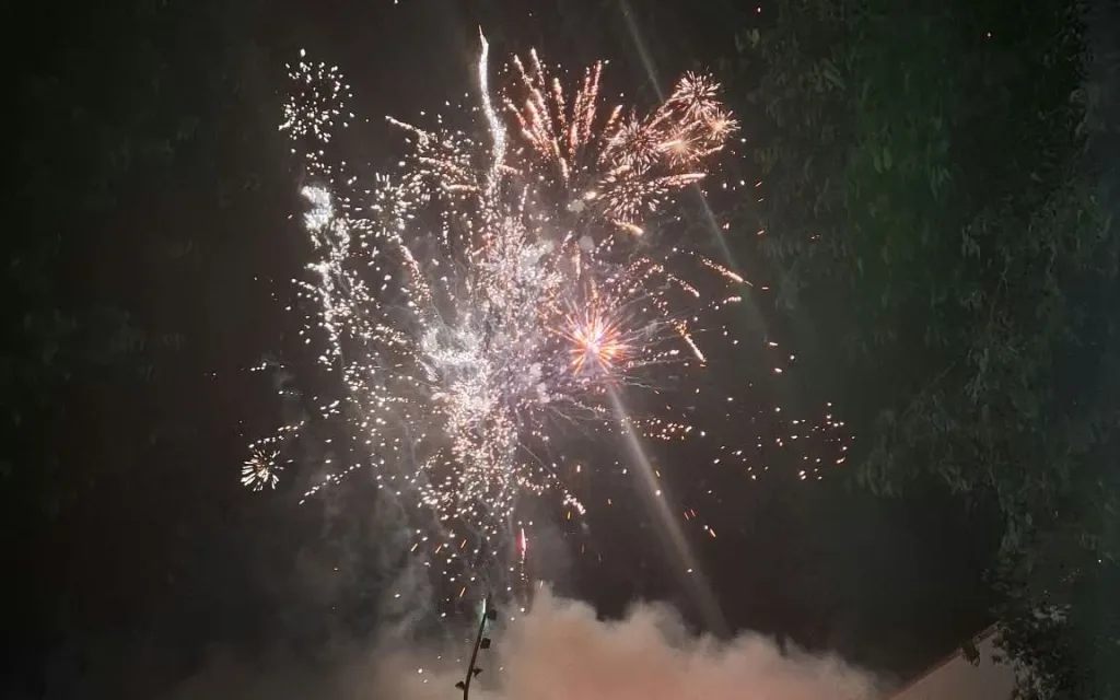 HUI DISSABTE 26, SEGON DIA DE FESTES A SANT MIQUEL: PARC INFANTIL, VAQUES I BOUS, CORREFOC