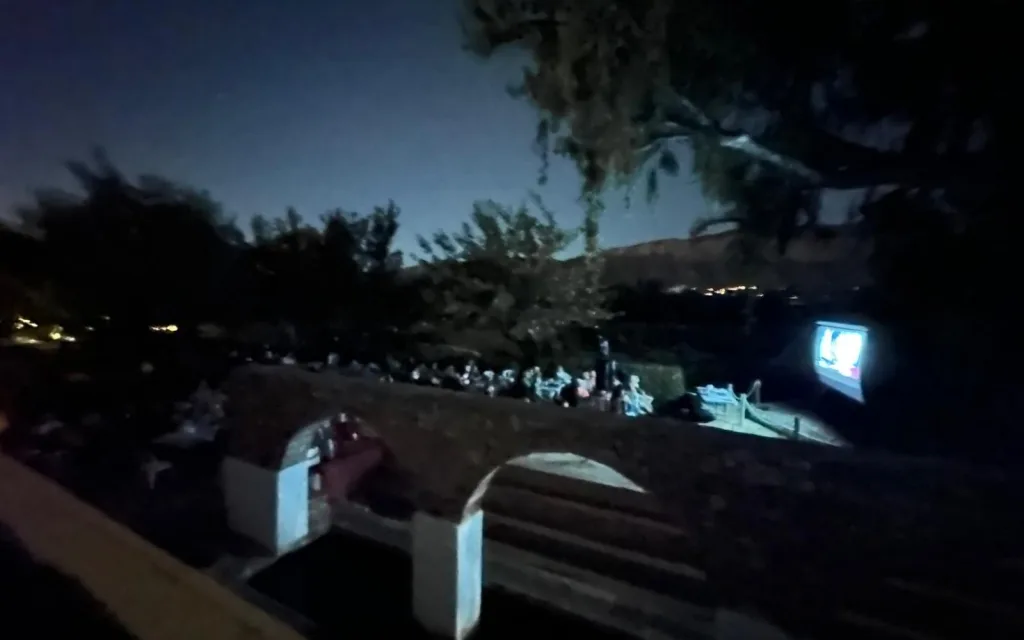 LA MUIXERANGA DE LA MARINA ALTA POSA L'ESPECTACLE PREVI AL SOPAR D'UN CENTENAR DE VEÏNS DE LA RANA