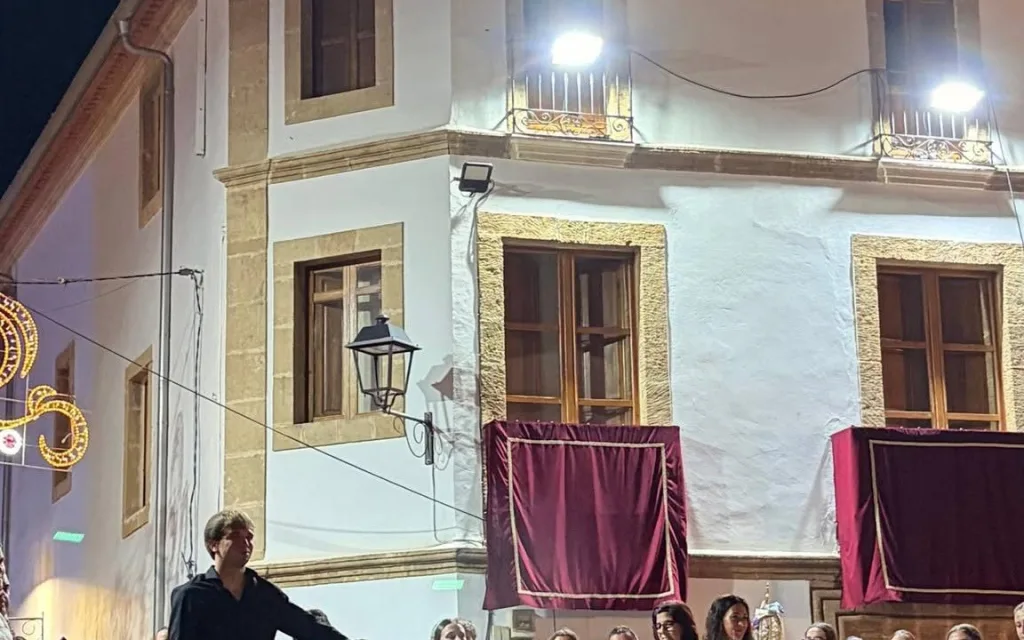 LA UNIÓ MUSICAL DE GATA JA TÉ OFICIALMENT NOU DIRECTOR, EL JOVE CALPÍ JUAN ESPINOSA