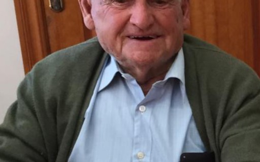 ENS HA DEIXAT L'HOME MÉS VELL DE GATA, MIGUEL SOLER TORRES (Miguel de la Rosa). Un històric militant, que va ser regidor socialista de 1999 a 2003. D.E.P.