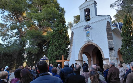 EL VIA CRUCIS AL CALVARI OBRI EL SEGON DIA DEL TRÍDUO A GATA. LA PROCESSÓ TINDRÀ NOU ITINERARI PER LES OBRES DEL CARRER LA BASSA