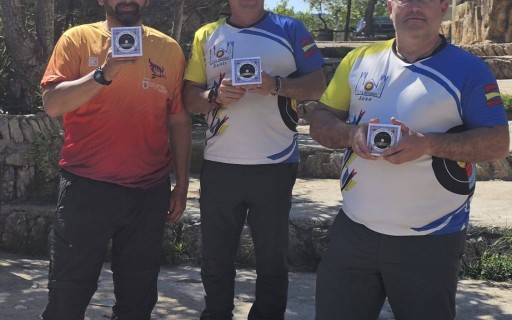 EL GATER SANTIAGO VIVES CAMPIÓ DE LA PROVA DE TIR AMB ARC DE AYORA (VALÈNCIA). Els també gaters, José Manuel Soria i José Luis Monfort van quedar tercer i quint