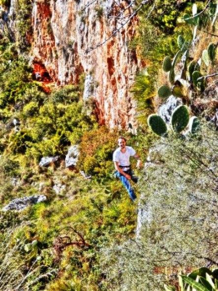 IMATGE CURIOSA: Coves Roges, un penyasegat molt estimat pels gaters