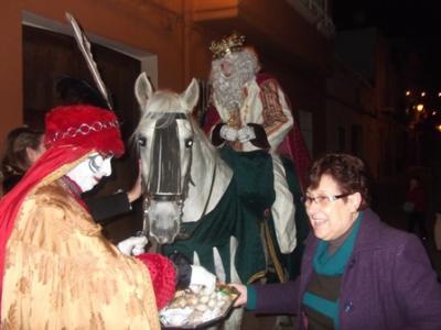 LA PREMSA PARLADEL PRÒXIM CENTENARI DEL REPARTIMENT DE JOGUETS A GATA, PELS REIS MAGS