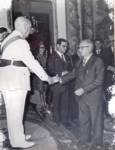 SABIEU QUE? En 1972 també un gater va guanyar en destresa artesanal en una altra modalitat, el moble de jonc ( II )