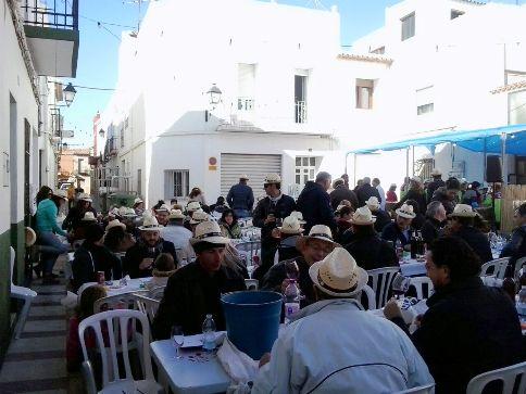 FESTES SANT ANTONI 2015: Hui, ofrena, processó-romeria, sopar i ball