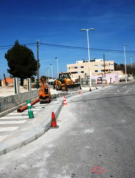 GATA: S'INICIEN LES OBRES DE REMODELACIÓ DE SENYALITZACIÓ DE LA PLAÇA DE LA CASA ROJA