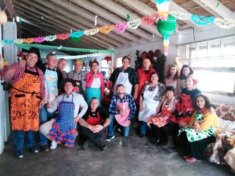 IMATGES CURIOSES: la quadrilla de sempreamb disfresses de la Fira d'Abril (5é aniversari del blog)