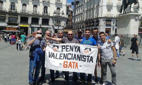 IMATGES DE FESTA: Gaters valencianistes a Madrid