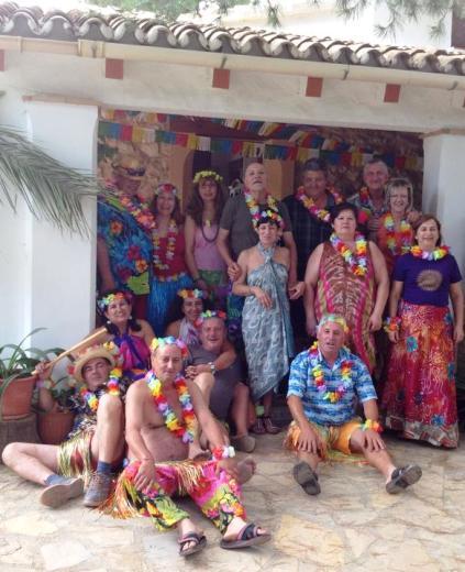 IMATGES DE FESTA: festa hawaiana de gaters