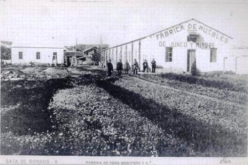 SABIEUque? en 1927 era molt important la fàbrica de Pons, Monfort y Cia. dedicada al moble
