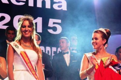 GATA EN FESTES, JA TENIM REGINA MAJOR 2015: Anna Torres Simó